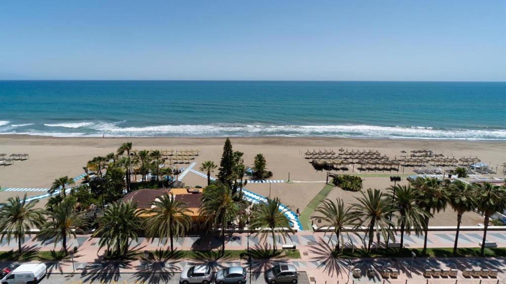 Apartamentos Bajondillo