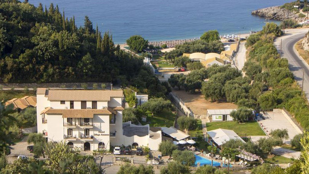 Mega Ammos Hotel