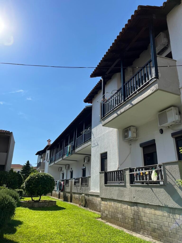 Vila Yannis