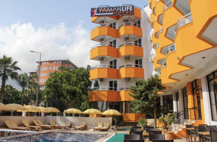 Yaman Life Hotel