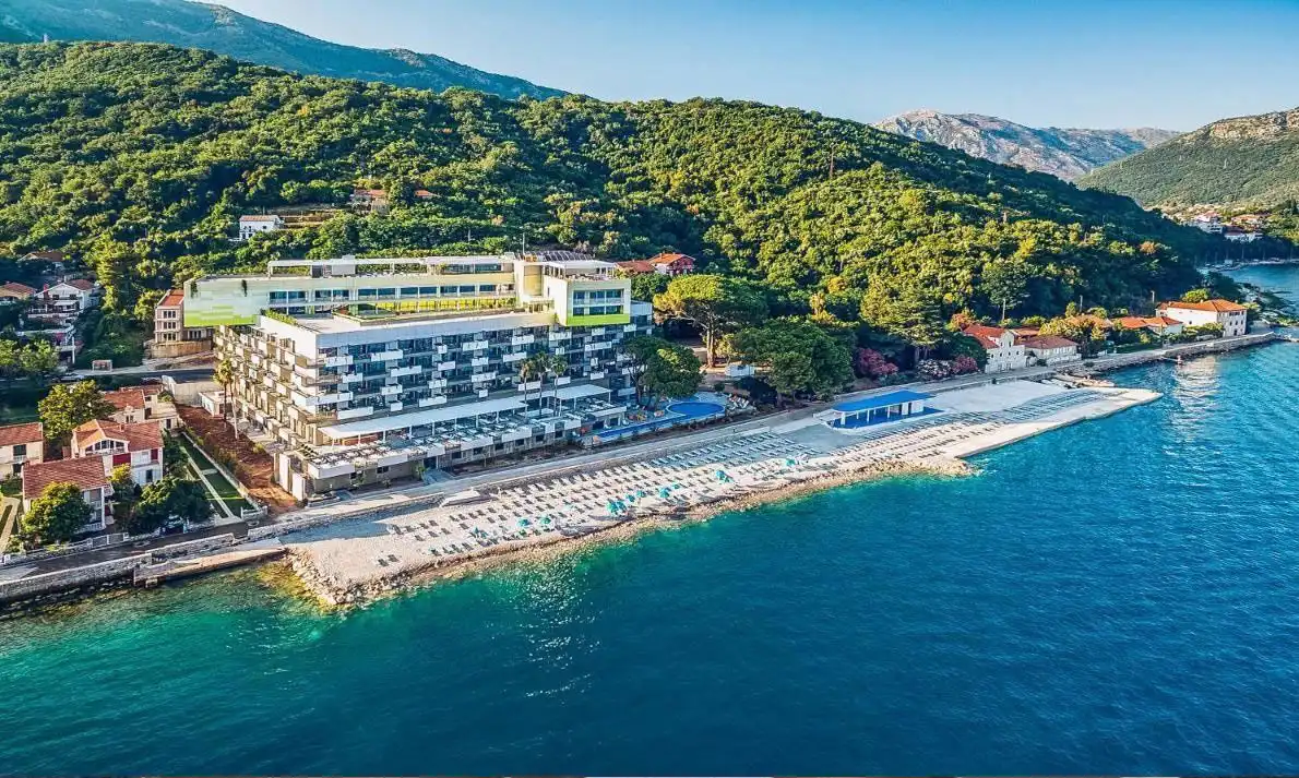 Carine Hotel Park