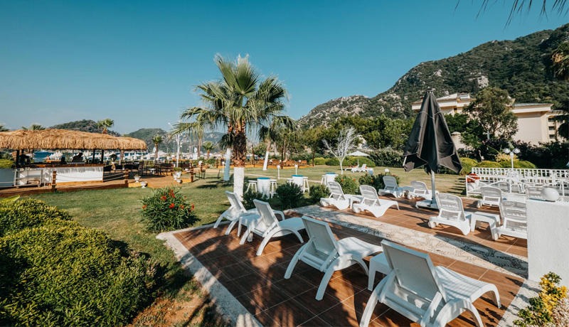 Casa BlancaBeach Hotel
