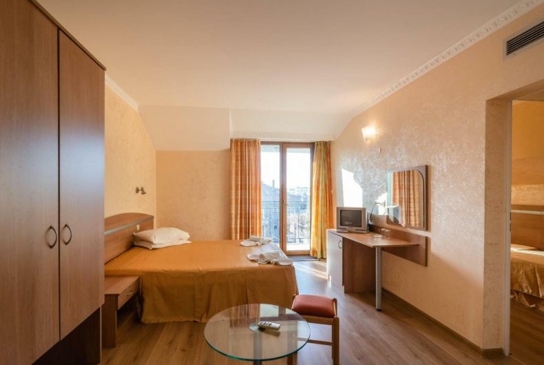 Hotel Zeus