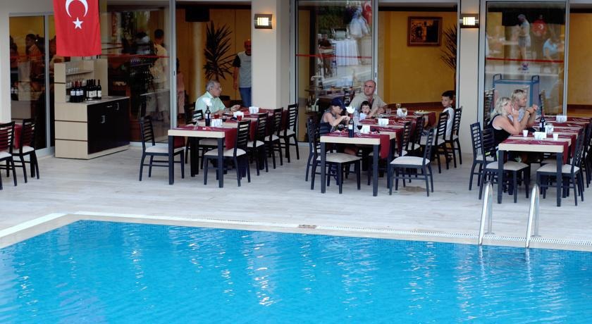 Viking Nona Beach Hotel