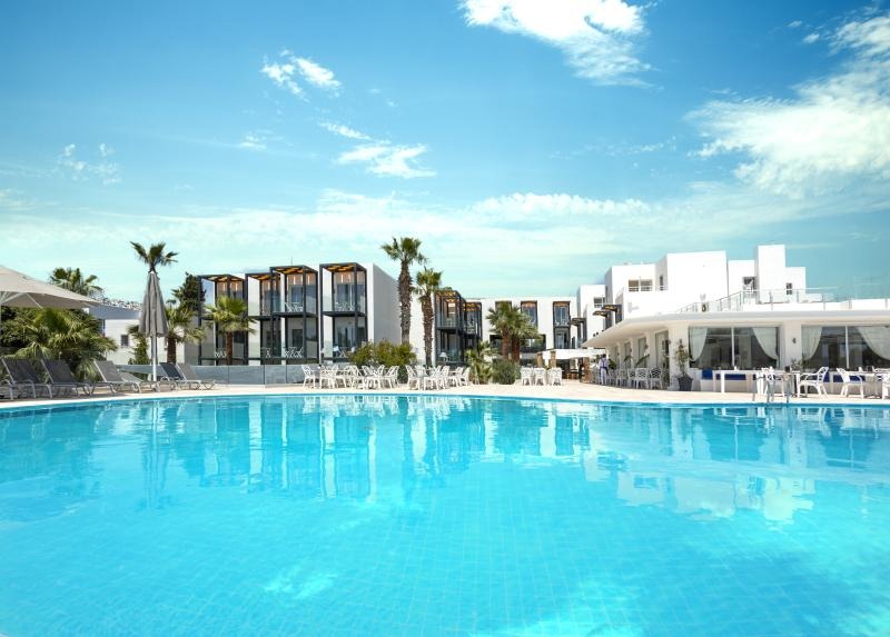 Charm Beach Hotel