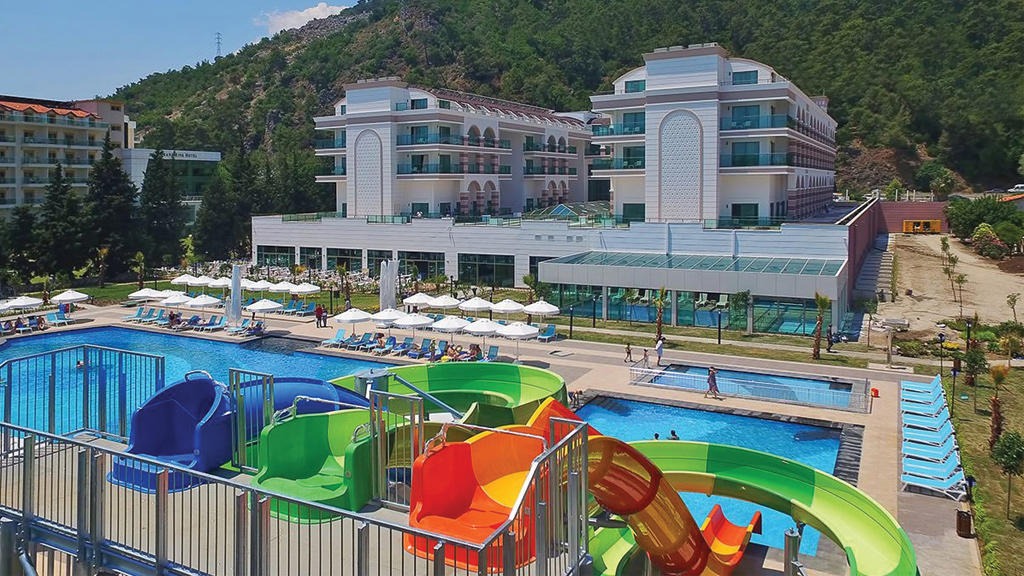 Dosinia Luxury Resort