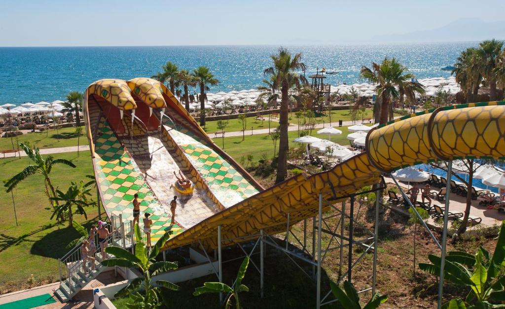 Hotel Crystal Tat Beach Golf Resort & Spa