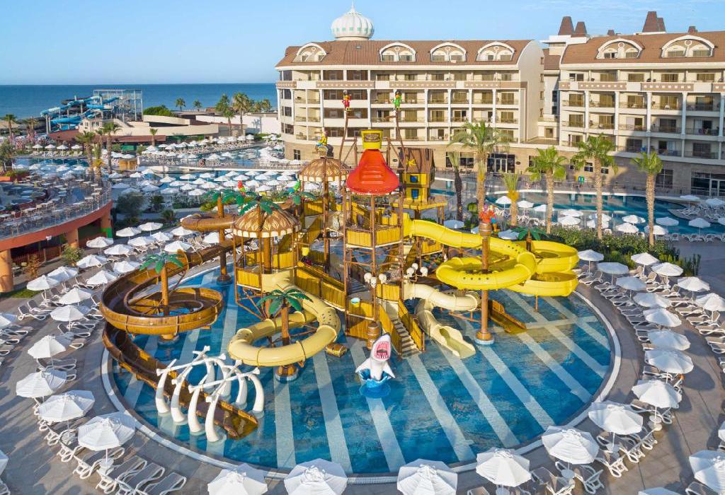 Hotel Kirman Belazur Resort and Spa