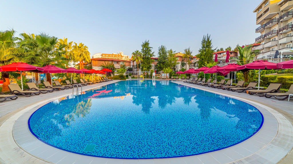 Justiniano Deluxe Resort