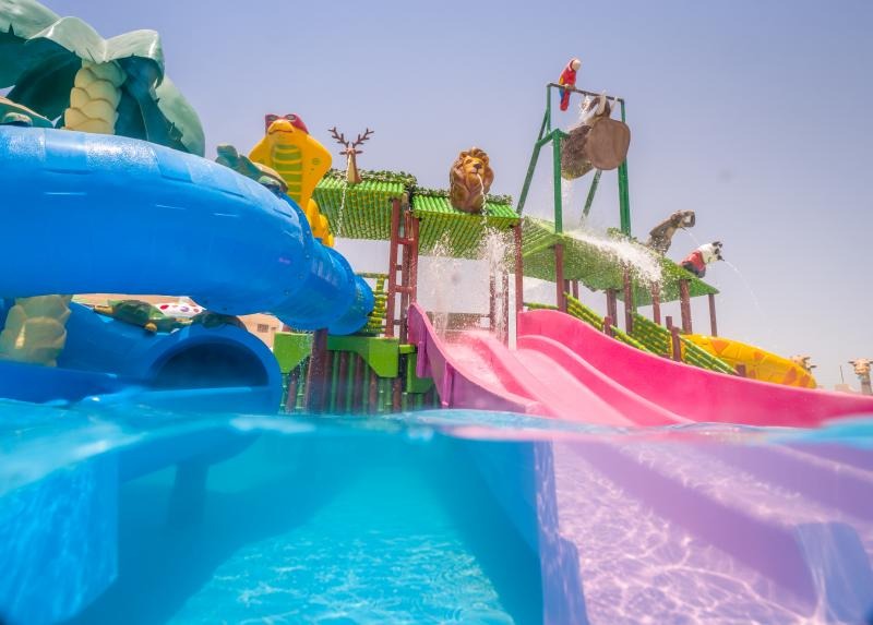 Sunny Days Mirette Family Aqua Park
