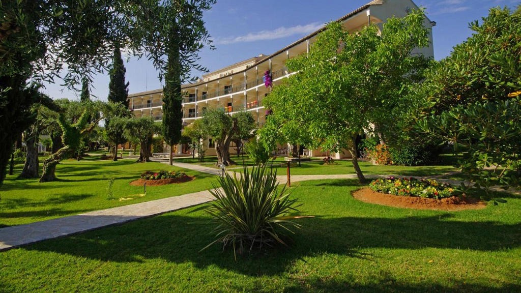 Delfinia Hotel