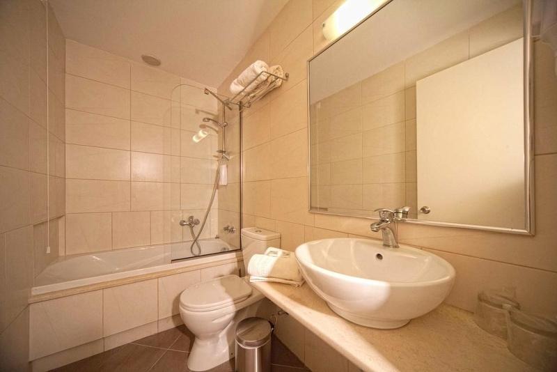 Hotel Delfinia