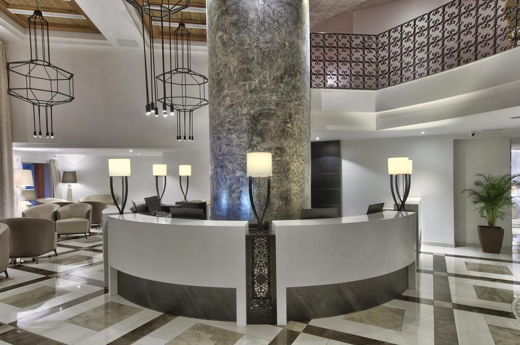 DB San Antonio Hotel & Spa