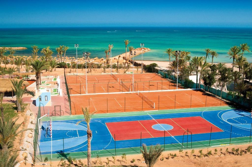 Club Palm Azur
