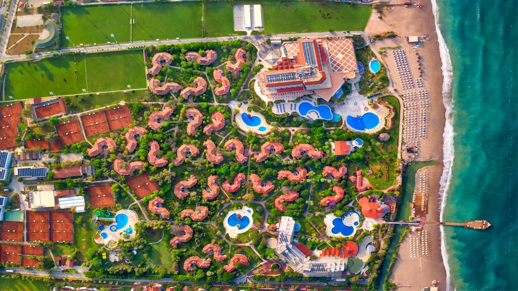 Sunrise Resort Hotel