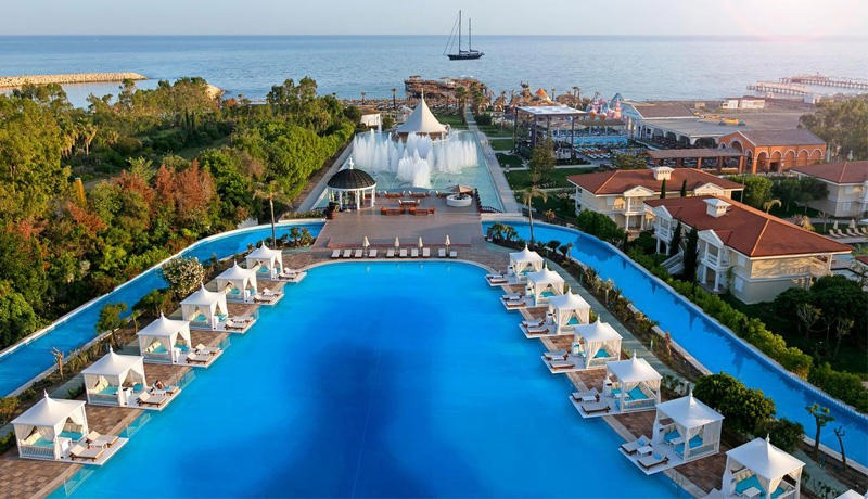Titanic Mardan Palace