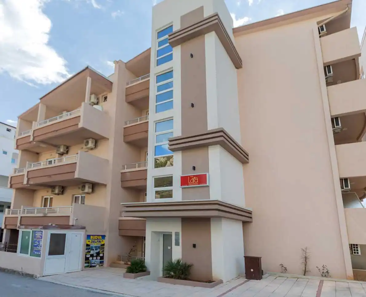 Apartmani Lara