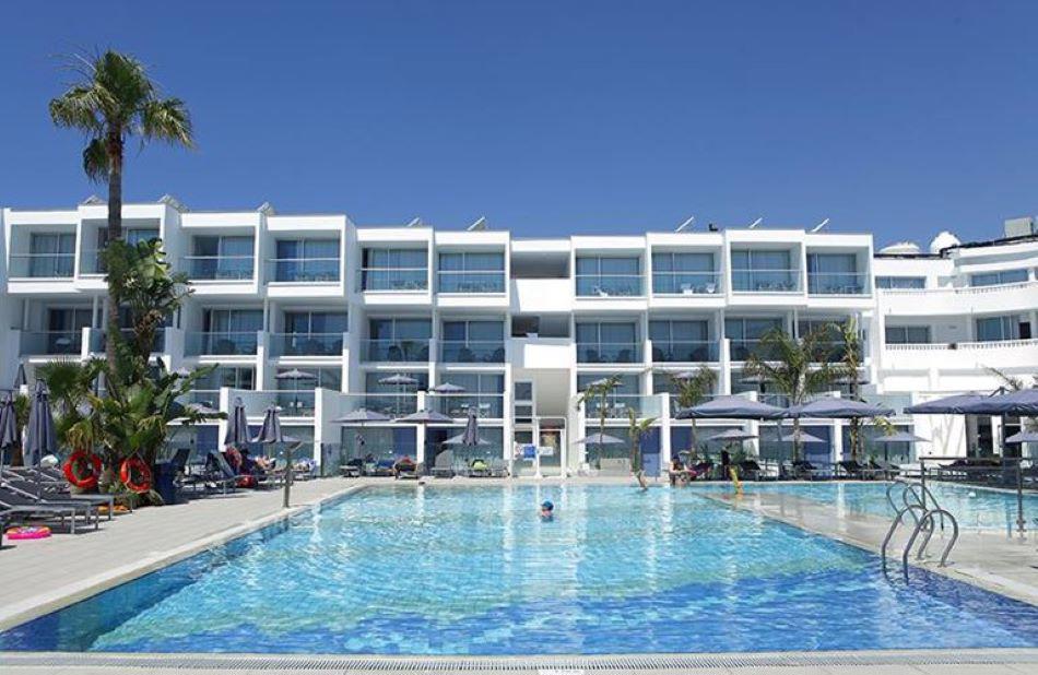 Limanaki Beach Hotel