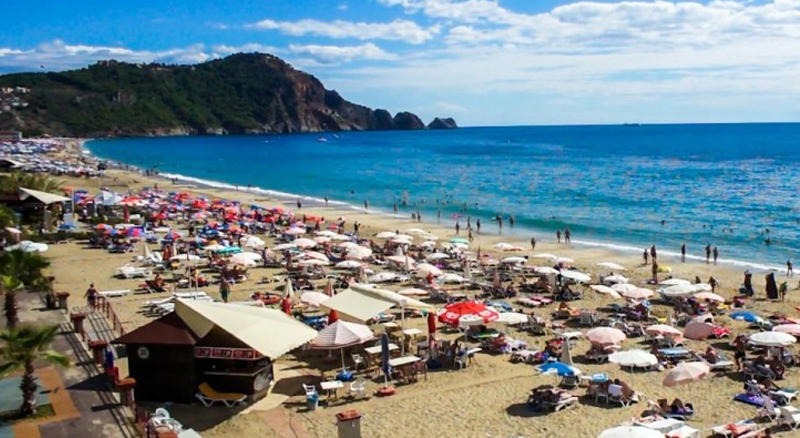 Kleopatra Ada Beach