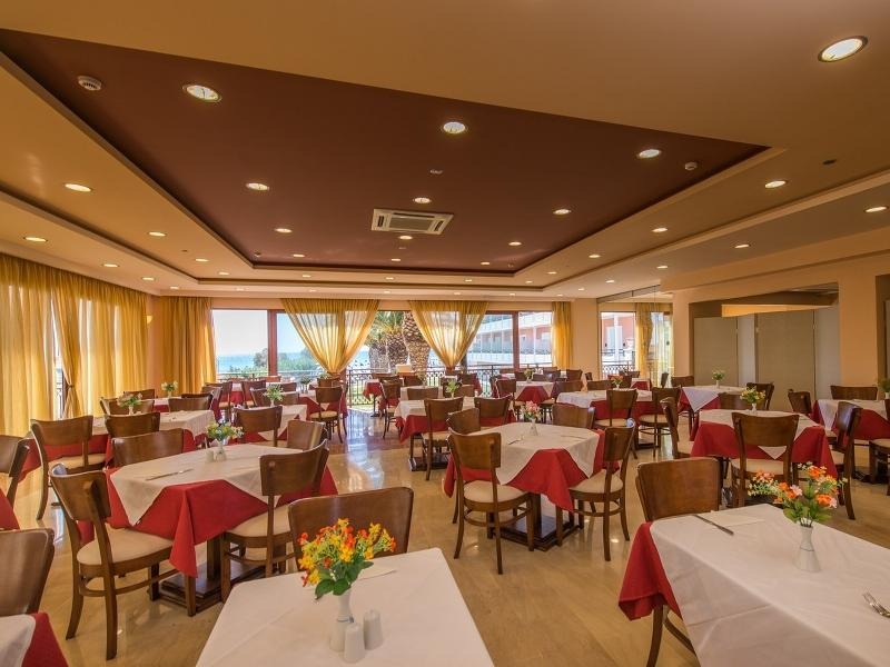 Hotel Astir