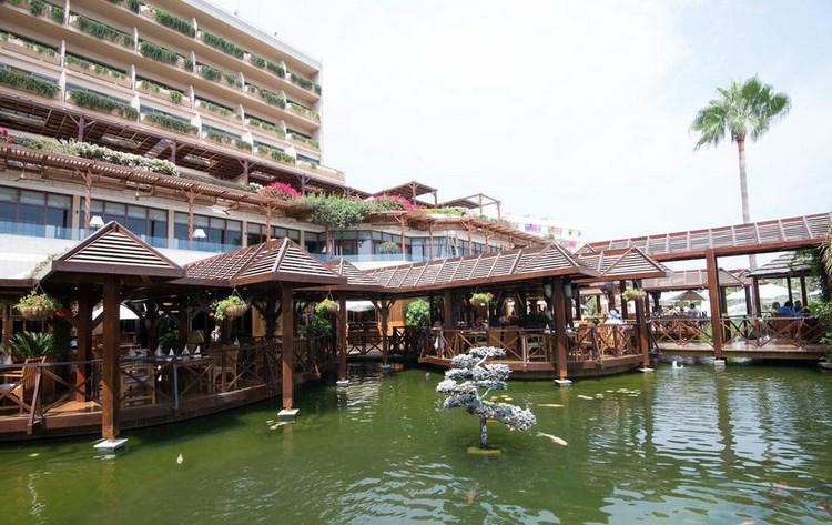 Hotel Four Seasons