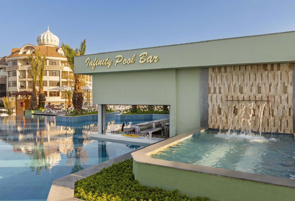 Hotel Kirman Belazur Resort and Spa