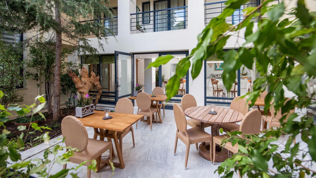 Avra City Boutique Hotel
