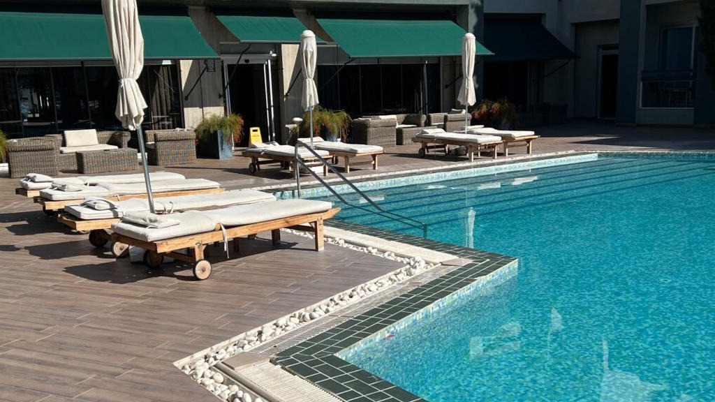 Ambrosia Hotel