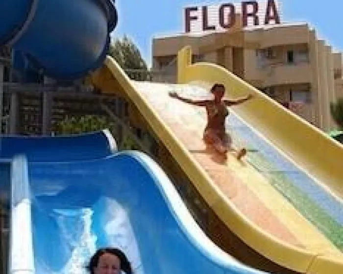 Hotel Flora Suites 