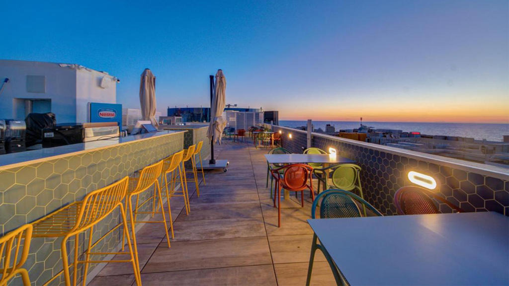 Ikyk Hotel
