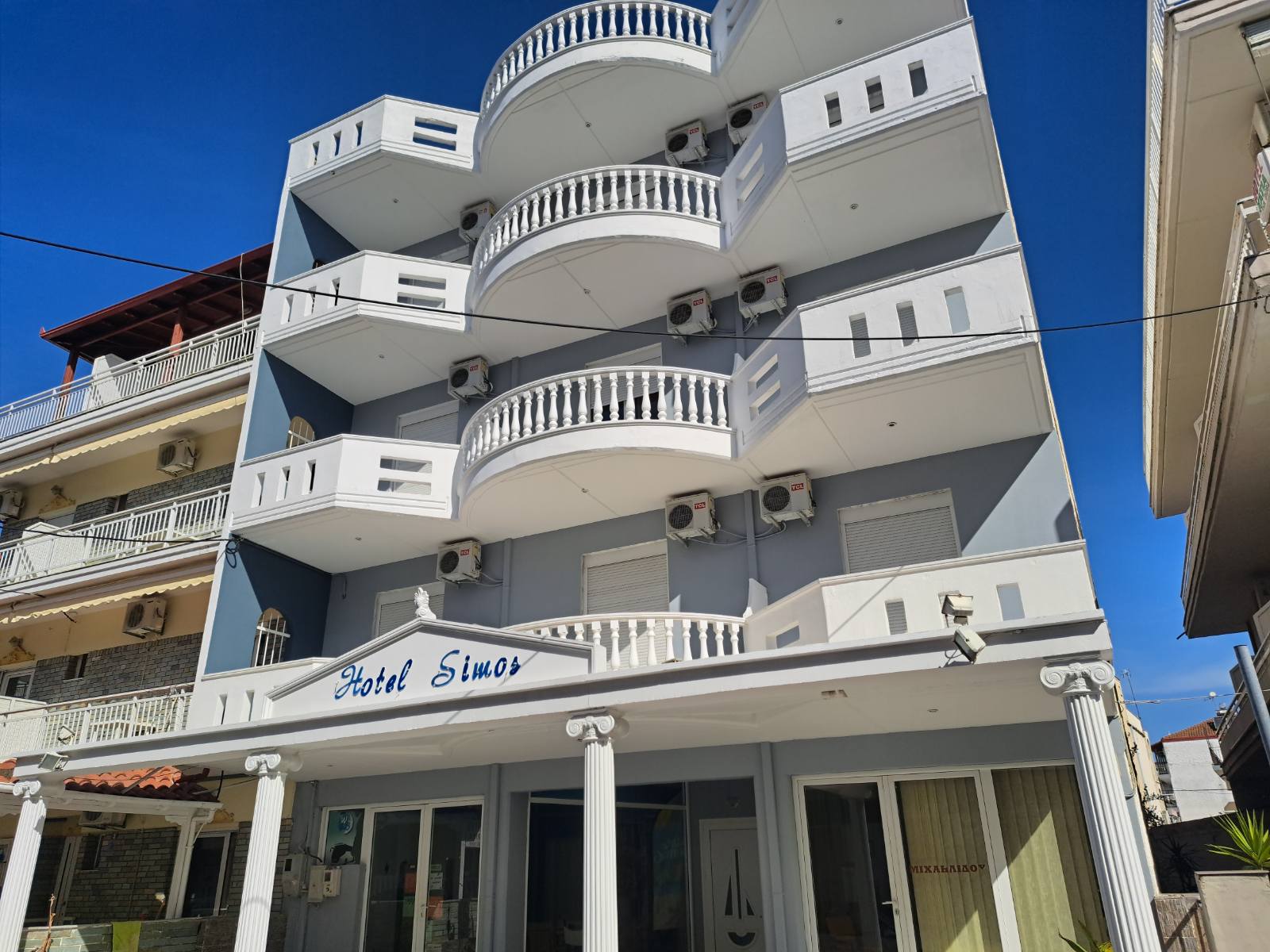 Vila Simos