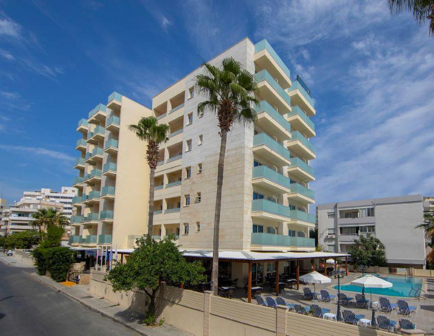 Kapetanios Hotel