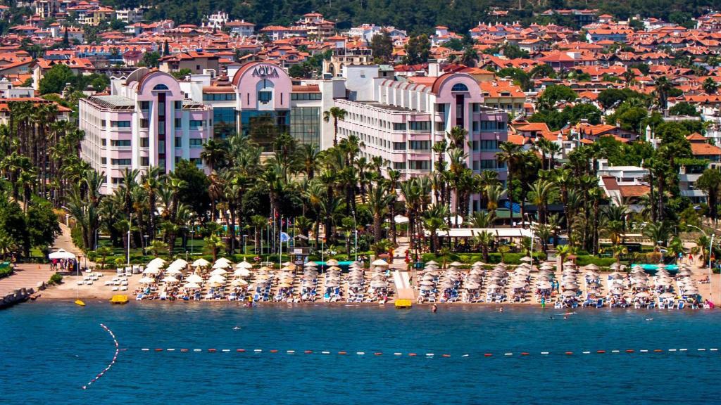 Aqua Hotel