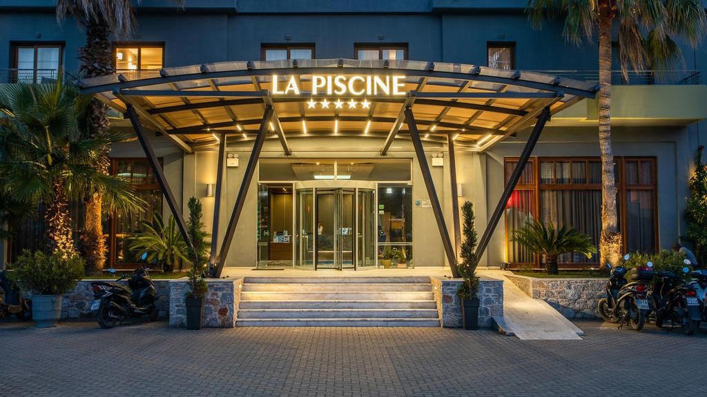 La Piscine Art Hotel