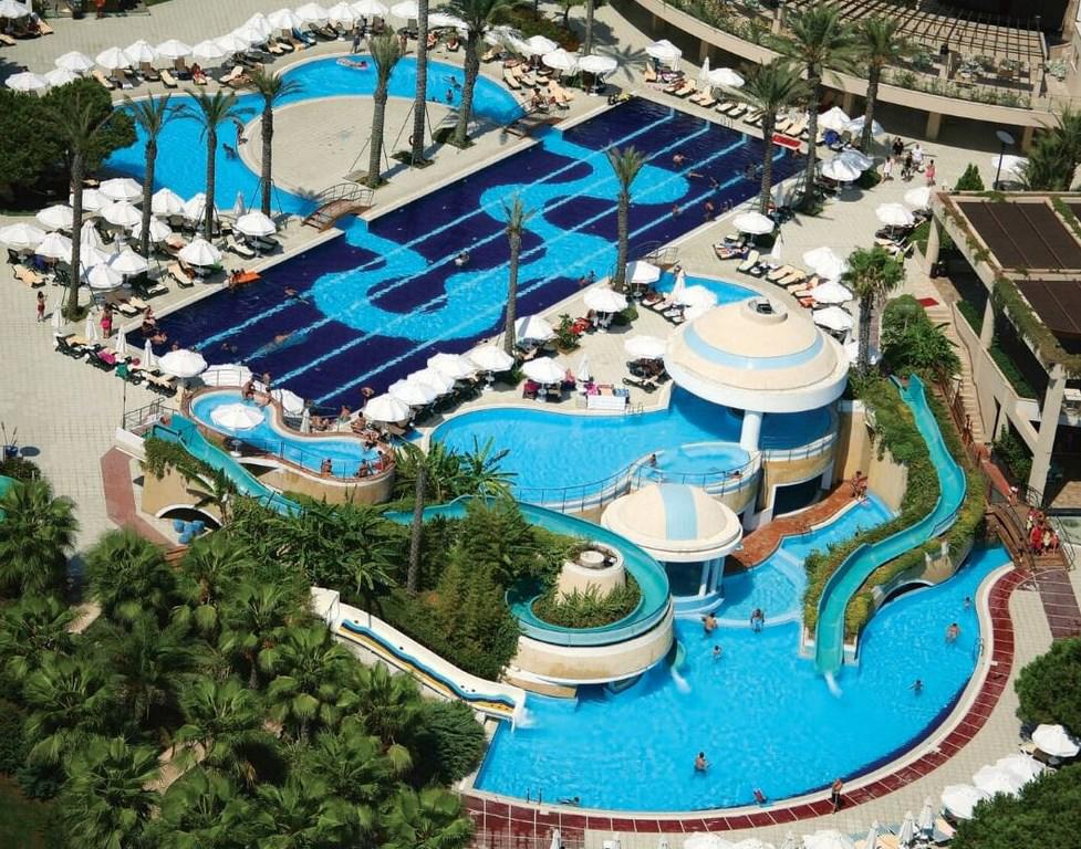 Limak Atlantis Deluxe Hotel