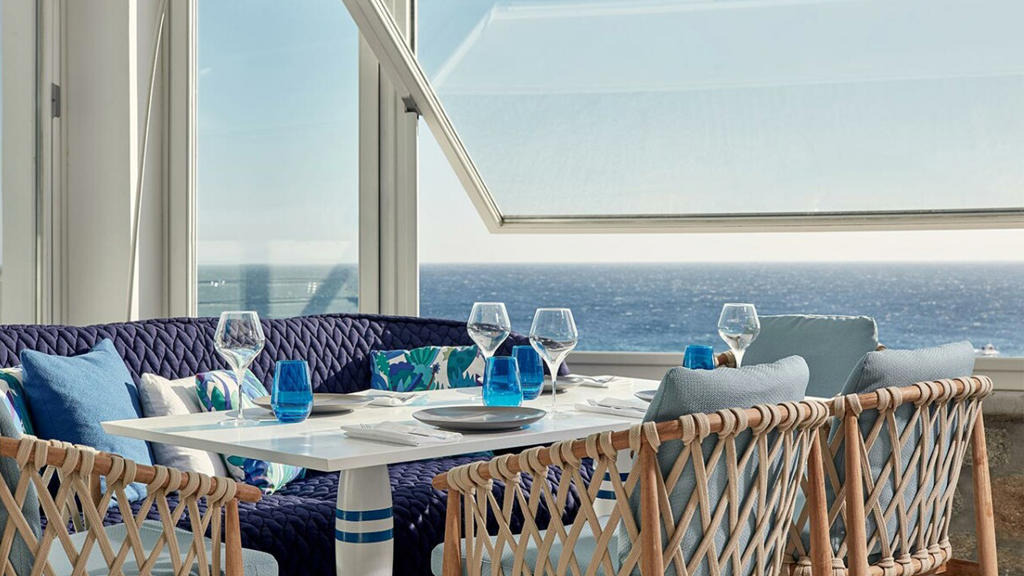 Myconian Ambassador Hotes Relais &Chateaux