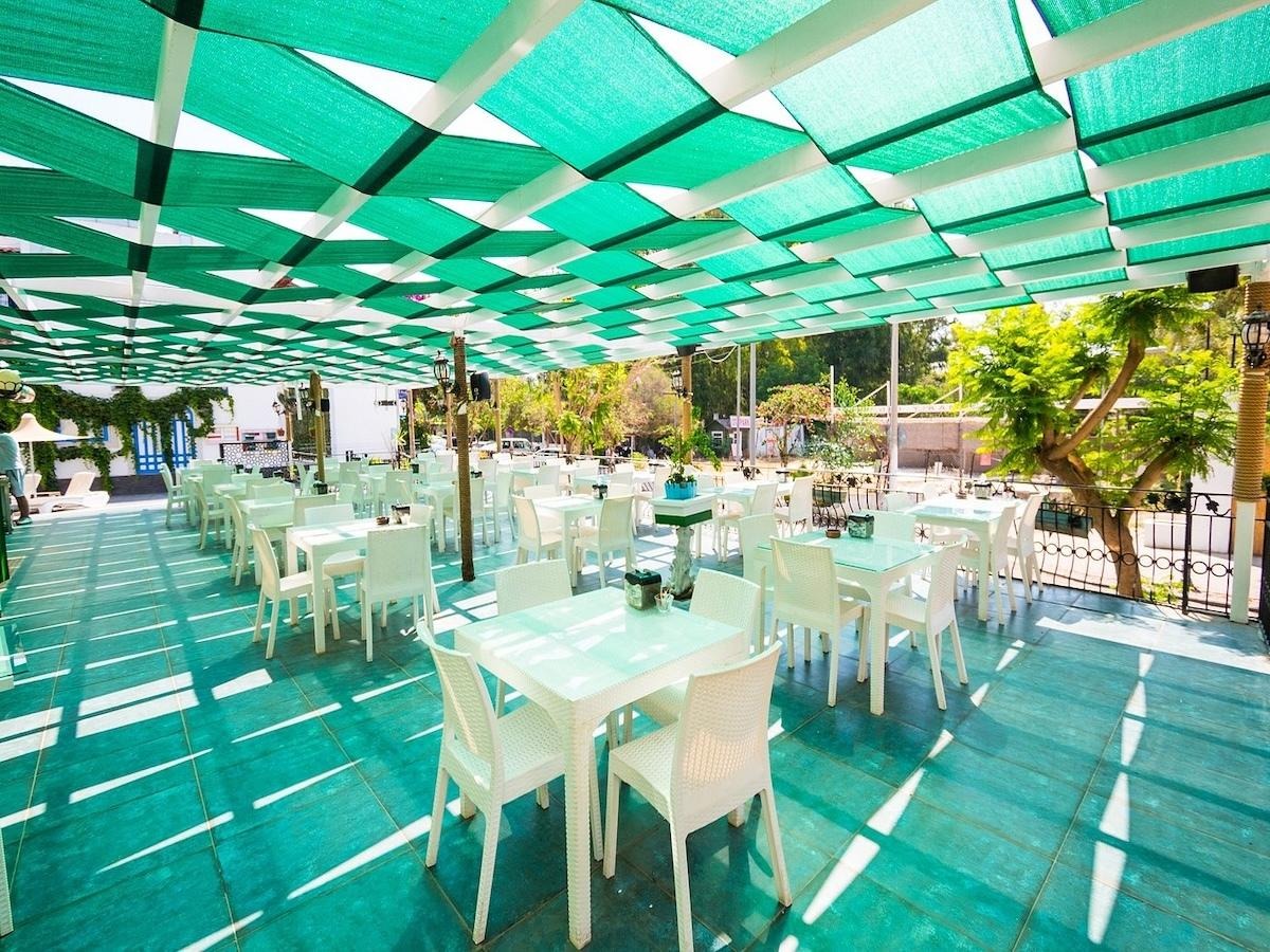 Bleu Nuit Hotel