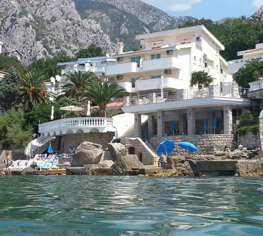 Vila Mare Mar