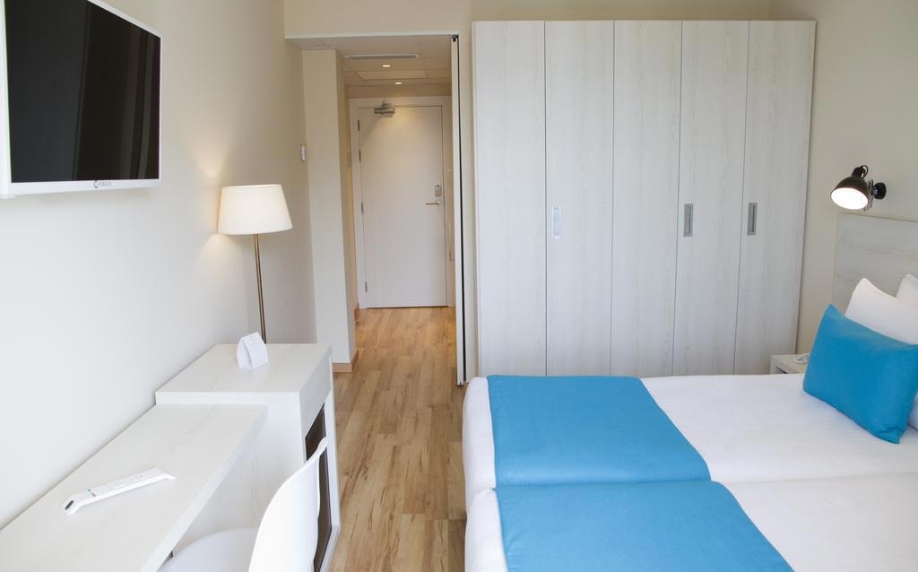 Hotel Alegria Maripins
