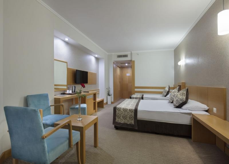 Saphir Resort and Spa