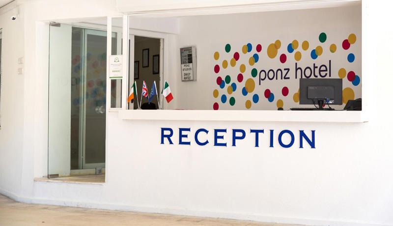 Ponz Hotel
