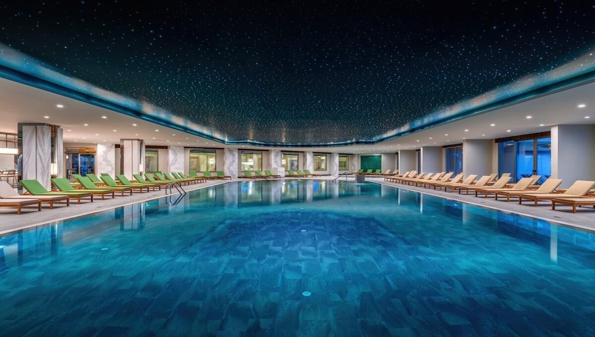 Delphin Palace Resort Hotel