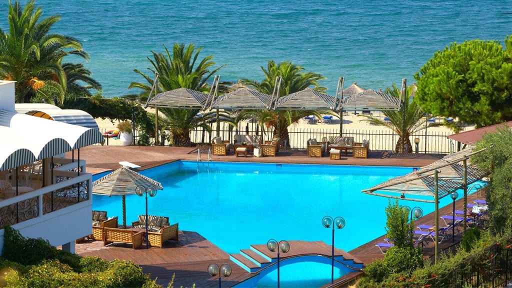 Kamari Beach Hotel