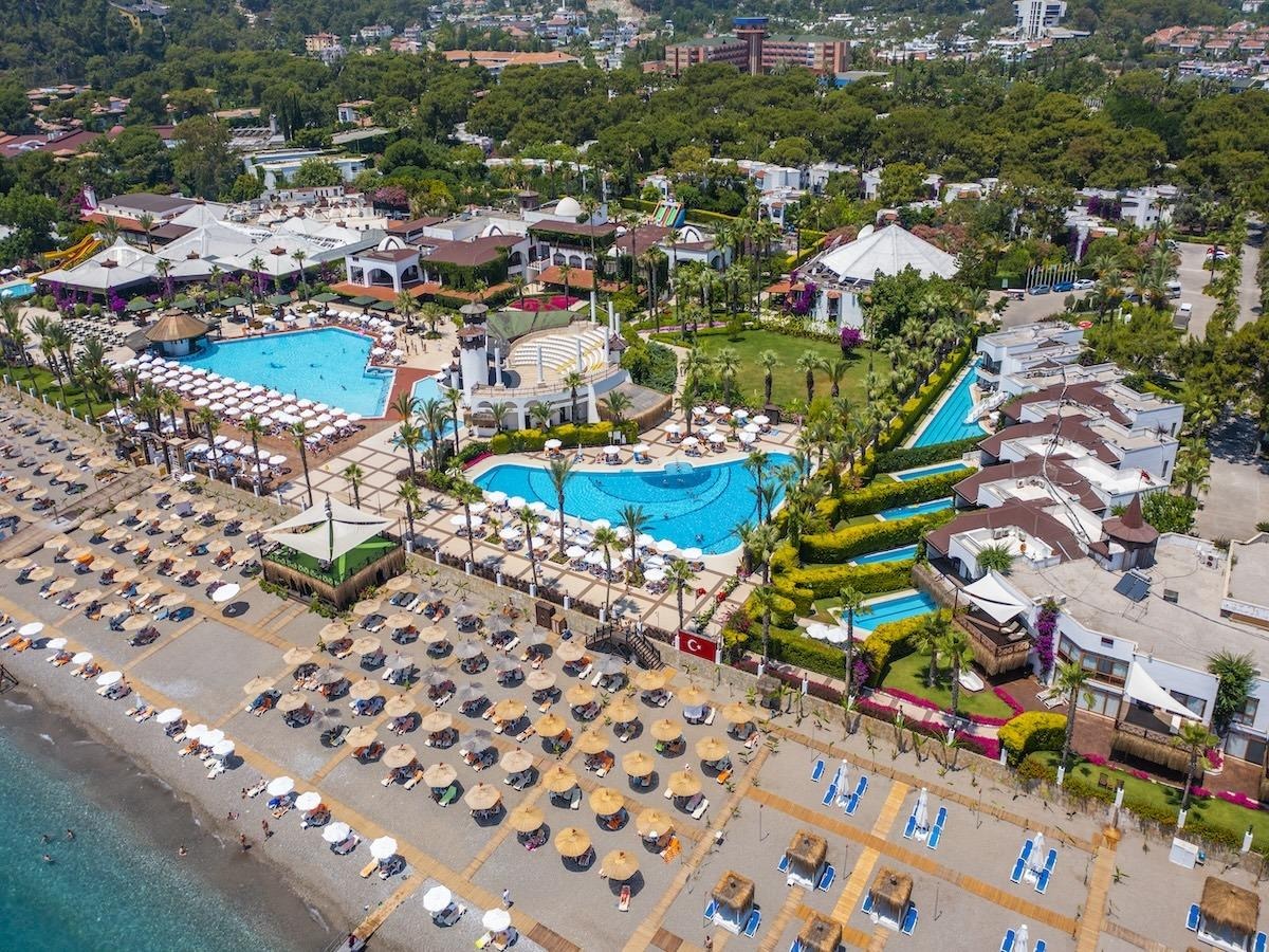 Emelda Sun Club 