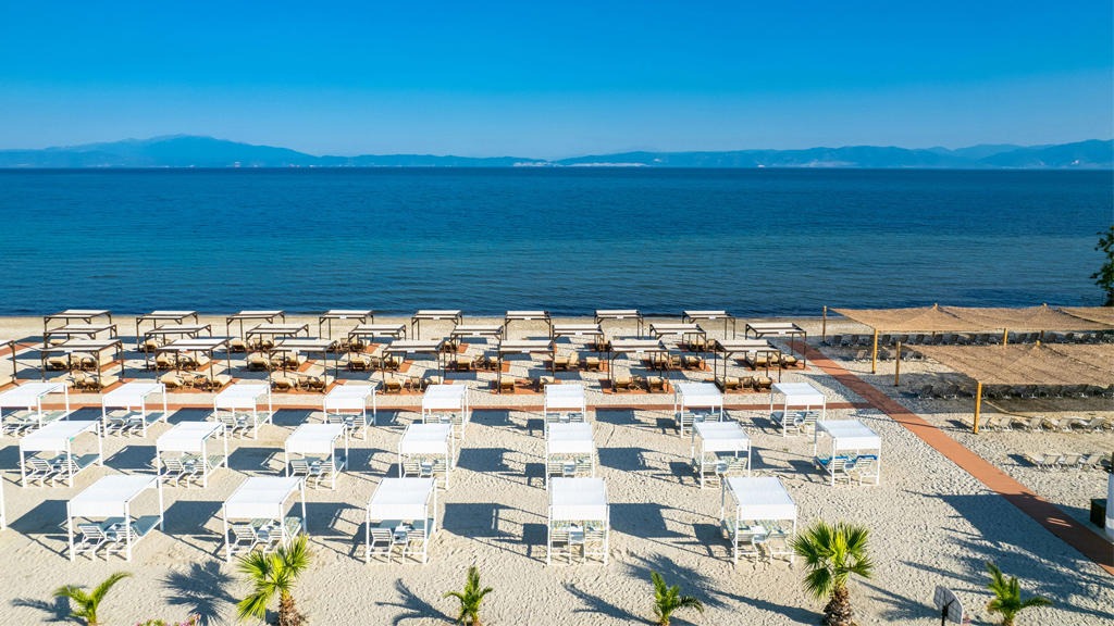Alea Hotel & Suites