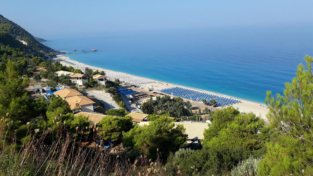 Eva Beach Hotel