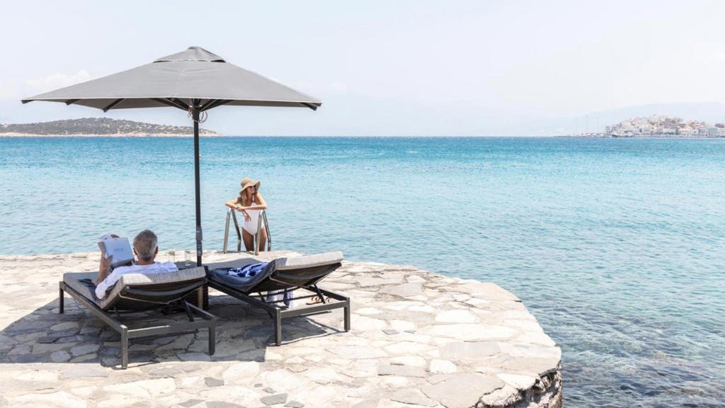 Minos Beach Art Hotel
