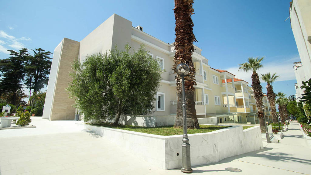 Naias Hotel