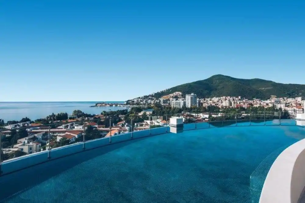 Hotel Iberostar  Waves Slavija