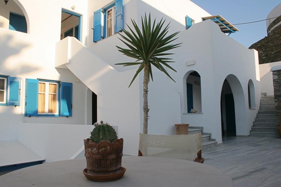 Poseidon Hotel